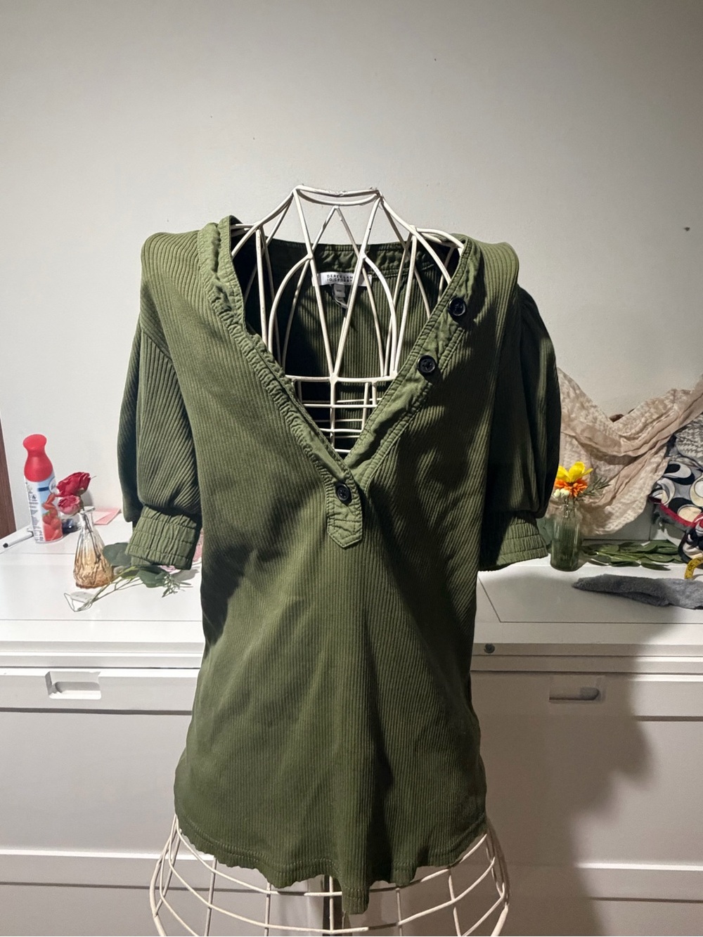 10 Crosby Derek Lam Olive Green Ribbed V-Neck Short Sleeve Top